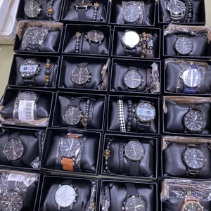 Vente de liquidation pour les montres en gros - Product Image 6