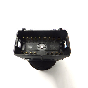 Nuevo interruptor de Control de ventana de energía eléctrica de piezas automotrices OE 6R0941531G para <span class=keywords><strong>VW</strong></span> POLO - Product Image 4