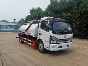 Camion de nettoyage de voirie Dongfeng à 4 roues avec aspiration des eaux usées, balayeuse routière, moteur diesel automatique, pompe à aspiration des eaux usées Euro 6 - Product Image 1