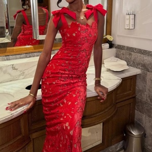 Robe de soirée pour femme, style halter, en dentelle, tendance - Product Image 5