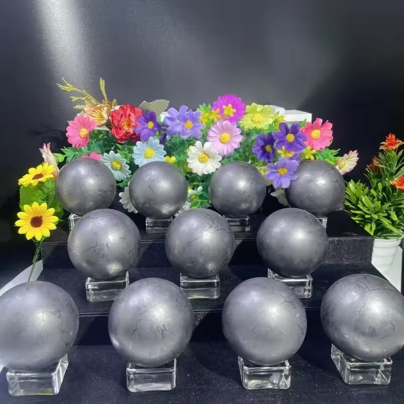 ลูกบอลชุงไกต์สีดำ