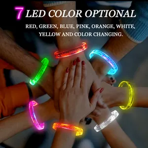 Heiße neue Produkte LED-Blitz Leuchten Armband Motion Sound Blinkende Musik Armband Party Geschenke