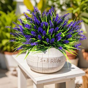 24 ramilletes de lavanda artificial resistente a los rayos UV, plantas florales para exteriores, para decoración de jardín, porche, ventana, maceta colgante - Product Image 6