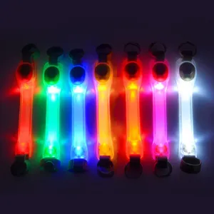Collier lumineux pour chien Jumon, accessoire pour laisse et harnais, collier LED clignotant imperméable pour la sécurité nocturne en extérieur - Product Image 3