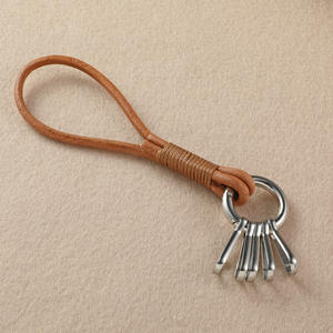 Porte-monnaie <span class=keywords><strong>en</strong></span> corde de cuir tressé à la main Mengda avec boucle fer à cheval <span class=keywords><strong>en</strong></span> alliage de zinc, style luxueux, léger et résistant - Product Image 4