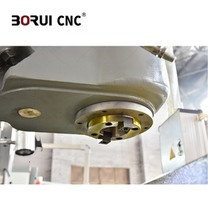 Fraiseuse universelle X715 à coupe lourde avec broche R8 et grande table de travail pour composants structurels de la construction navale - Product Image 5