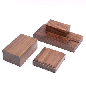 เขียงไม้วอลนัทสีดำแบบขายส่ง สลักลายด้วยเลเซอร์ CNC ของขวัญส่วนตัว รับผลิตแบบ OEM ODM จากโรงงาน - Product Image 2