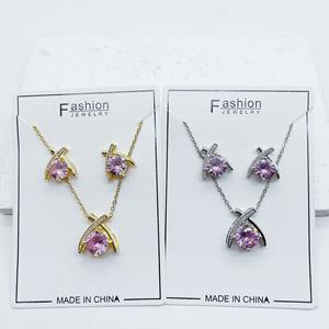 Conjunto de pendientes y collar de cobre con microincrustaciones de moda rosa de lujo ligero elegante estilo de elemento exquisito de circón completo - Product Image 2