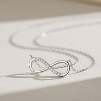 Collier à pendentif en chaîne à maillons en argent sterling 925 avec zircon cubique de conception élégante en gros pour femmes