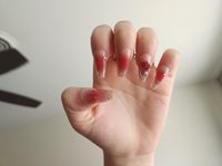 Faux ongles courts en gros, design français, capsules d'ongles transparentes à presser