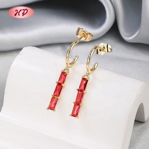 ต่างหูเพชรพลอยชุบทอง 18K แบบไล่เฉดสีสำหรับผู้หญิง คุณภาพ AAA Zircon ขั้นต่ำ 12 คู่ ทำจากทองเหลือง ดีไซน์ทันสมัย คลาสสิก เหมาะสำหรับวันครบรอบ - Product Image 2