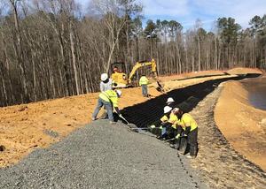 Grille <span class=keywords><strong>de</strong></span> pavage en géocell HDPE |   Système <span class=keywords><strong>de</strong></span> stabilisation des allées et des routes en plastique pour murs <span class=keywords><strong>de</strong></span> soutènement et fixation du sol - Product Image 4