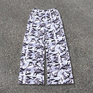Pantalon de jogging en molleton épais en coton French Terry, style streetwear, camouflage, coupe droite oversize personnalisée pour homme - Product Image 1
