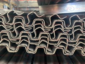 Thermisch Gegalvaniseerde Metalen U-Kanaal Bord Posten/U Stalen Paal - Product Image 4