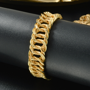 frosted polished custom <b>copper</b> wholesale luxury bulky curb chain homme daily secure extension vibrant 18k gold plated <b>bracelet</b> - Product Image 4