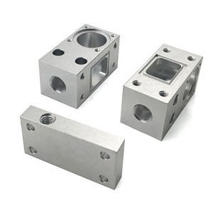 Fournisseur de tournage CNC sur mesure, usine de pièces de rechange usinées, service CNC en aluminium - Product Image 1