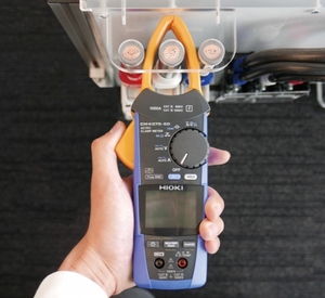 HIOKI AC CM4375-50 Slim Clamp Automatically Determines AC with a Maximum Measurement Capacity of 1000A - Product Image 4