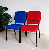 Chaise de banquet moderne rembourrée avec poignée, chaise de salle à manger empilable à structure métallique pour événements, mariages et conférences