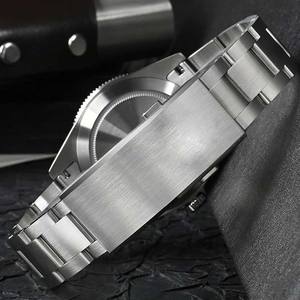 Relógio de pulso masculino clássico GMT com logotipo personalizado safira, relógio mecânico automático com moldura de cerâmica e revestimento super luminoso - Product Image 5