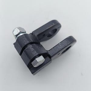 Raccord de tige de vérin d'inclinaison pour chariot élévateur Doosan Daewoo 12010601-00100 en acier, inclinaison droite pour D30NXV D30NXP - Product Image 3