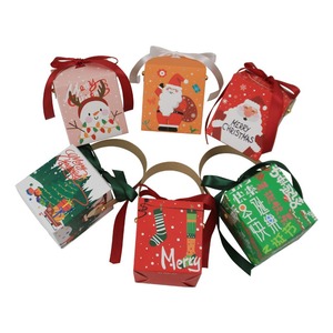 กล่องกระดาษพกพาคุณภาพสูงสำหรับใส่ขนมสีสันสดใสในวันคริสต์มาสอีฟสำหรับเด็ก สามารถปรับแต่งได้ตามความต้องการ - Product Image 4