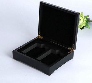 <span class=keywords><strong>Caja</strong></span> de Perfume de Madera Negra <span class=keywords><strong>Rectangular</strong></span> de Lujo con Acabado Lacado Personalizado, Embalaje Árabe Personalizado de Dubái, <span class=keywords><strong>Caja</strong></span> de Madera <span class=keywords><strong>MDF</strong></span> con Tapa Abatible - Product Image 1