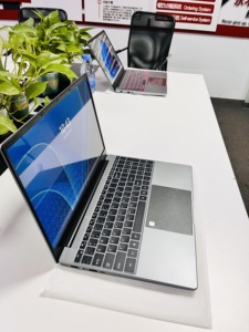 Stocklot 15.6 inch core Intel i5 12th Gen máy tính xách tay máy tính <span class=keywords><strong>Ram</strong></span> 8GB ROM <span class=keywords><strong>1GB</strong></span> SSD ordinateur xách tay Win 11 Giao hàng nhanh - Product Image 3