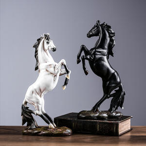 Figurine en résine de cheval au galop majestueux - Décoration équestre moderne pour la maison et pièce d'appoint - Product Image 5