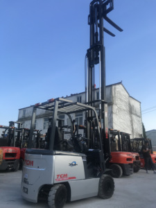 รถยกดีเซลและแก๊สมือสอง TCM 2T 3ton ความปลอดภัยของน้ำมันต่ำผลิตในอุตสาหกรรมค้าปลีก - Product Image 3