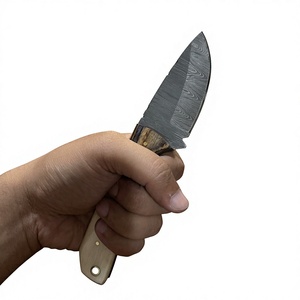 Couteaux Rajput à lame fixe en acier Damas, manche en bois Pakka bleu, garantie de 3 ans - Personnalisable pour la chasse - Product Image 2