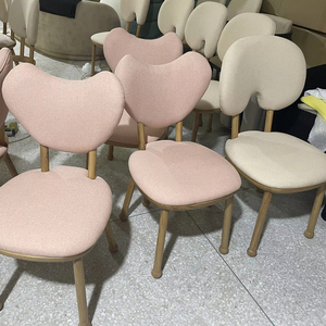 Disen เก้าอี้รับประทานอาหารสีชมพูรูปหัวใจ, เก้าอี้รับประทานอาหารนอร์ดิกสไตล์ไอศครีมสไตล์เรียบง่ายแบบนอร์ดิกยืดได้ด้านหลังเฟอร์นิเจอร์คุณภาพสูง - Product Image 3