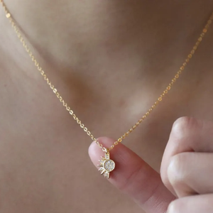 Collier Soleil et Lune en Laiton Plaqué Or Qiuhan <span class=keywords><strong>pour</strong></span> Couples, Meilleurs Amis, Pendentifs Assortis Promesse Lui et Elle, Lots en Gros - Product Image 1