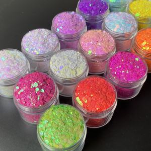 Paillettes Chunky Iridescentes Carrées de 4 oz, Mélange de Paillettes Arc-en-ciel pour le Corps, Vente en Gros - Product Image 5