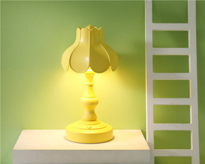 Lotus Flower LED Desk Lamp Touch Control Battery Powered Retro Modern <b>Table</b> Lamp for Students Children Bedroom <b>Bedside</b> Hotel Use - Product Image 5