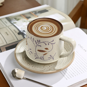 Juego de Taza y Platillo de Cerámica para Café, Taza Retro con Diseño Floral para Latte, con Asa, Taza Redonda para Té, Apta para Microondas, 400 ml, para el Té de la Tarde - Product Image 4