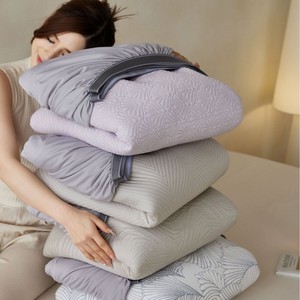 Parure <span class=keywords><strong>de</strong></span> draps 3 pièces LIIESEN en viscose et soie glacée, avec drap-housse, drap <span class=keywords><strong>plat</strong></span> et taies d'oreiller, rafraîchissante et lavable en machine - Product Image 4