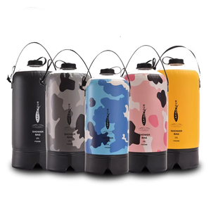 Doccia Solare Portatile in PVC da 20L, Borsa Impermeabile per Toilette, Serbatoio d'Acqua con Tubo, <span class=keywords><strong>Set</strong></span> Completo per Bagno Bambini e Viaggi - Product Image 1