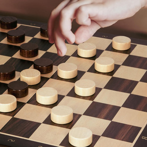 高级磁性象棋套装二合一木制象棋跳棋套装，带2个额外的皇后 - Product Image 5