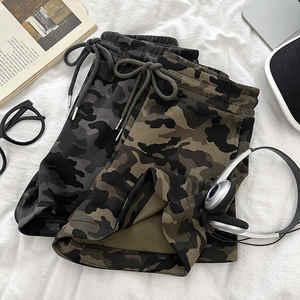 2025 verano moda tendencia nuevos pantalones cortos de camuflaje mujeres Y2K Streetwear cintura alta Slim Spice Girls una pierna ancha Joker pantalones Casuales - Product Image 3