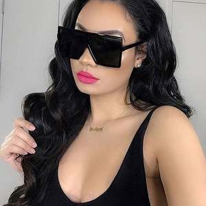 Gafas de Sol de Gran Tamaño con Logotipo Personalizado, Gafas de Sol Cuadradas con Marco Grande y Protección UV400 para Mujer, Estilo Vintage - Product Image 6