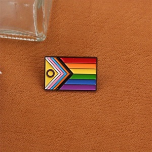 Pin de Esmalte con Degradado, Bandera del Orgullo, Corazón, Arcoíris, Broche de Progreso y Victoria, Insignia de Solapa, Metal Pintado con Impresión Tipográfica, Regalo - Product Image 3