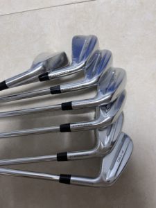 Nouvel ensemble <span class=keywords><strong>de</strong></span> fers <span class=keywords><strong>de</strong></span> <span class=keywords><strong>golf</strong></span> forgés haut <span class=keywords><strong>de</strong></span> gamme P790 5ème génération 2025 avec shaft en <span class=keywords><strong>graphite</strong></span>/<span class=keywords><strong>acier</strong></span> – Clubs <span class=keywords><strong>de</strong></span> <span class=keywords><strong>golf</strong></span> personnalisés - Product Image 5