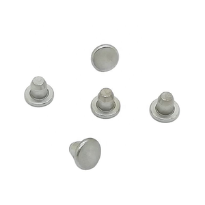Remaches de Acero Sólido y Cobre de Alta Calidad para Fabricación - Product Image 1