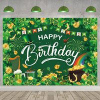Joyeux Jour de la Saint-Patrick : Toile de fond d'anniversaire, Jour de la Chance Irlandaise, Fond de photographie trèfle vert, Bannière de fête de la Saint-Patrick