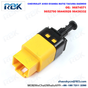 Interruptor de luz de freno Rek 96874571 para Chevrolet Aveo Evanda Matiz Tacuma Daewoo - Product Image 5