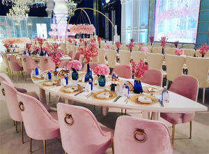 Chaise de salle à manger moderne en laine blanche mélangée, tissu de Boucle, jambe en métal noir, café, laine d'agneau - Product Image 3