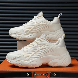 Personalizzare gli uomini di moda Casual <span class=keywords><strong>Sneakers</strong></span> <span class=keywords><strong>Beige</strong></span> nero bianco Design della chiglia in rete traspirante scarpe da corsa da passeggio per le donne - Product Image 2