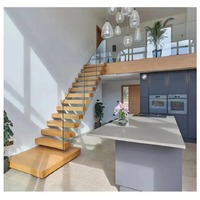 Escalier droit moderne en bois massif avec poutre double en fer et garde-corps en verre pour hall de villa, usage intérieur, provenance Chine