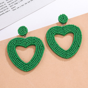 Boucles d'oreilles tissées géométriques en forme de coeur carré creux couleur boucles d'oreilles en perles de riz pour femmes Uionen 1818 - Product Image 4