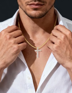 Collar de cruz de plata de ley con colgante de moissanita, cadena de caja de acero inoxidable, collares de crucifijo, joyería de plata cristiana - Product Image 2